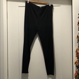 Black skinny pants